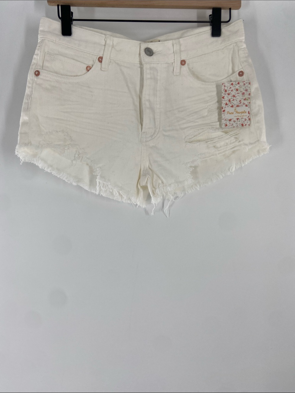 Free People Spring White Loving Good Vibrations Casual Denim Shorts Size 25 NWT